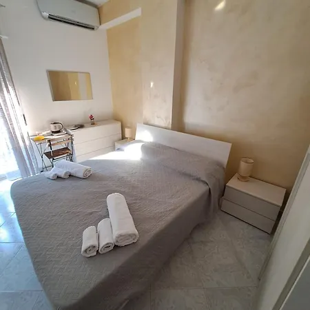 فندق مبيت وإفطار Sognandocasab&b Tortora 3*